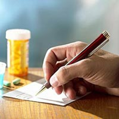 Триває робота над новою редакцією Закону України «Про лікарські засоби»