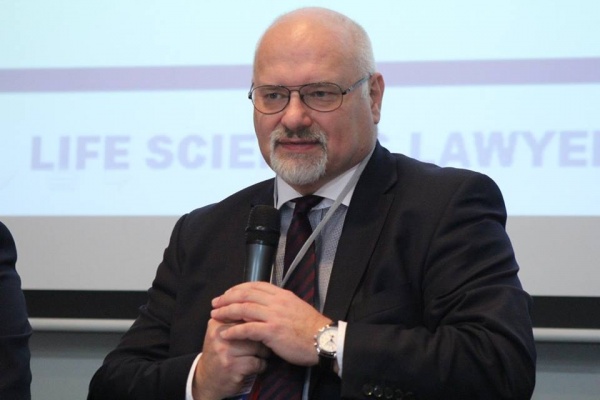 Summary Conference PHARM BUSINESS: 2015 CONCLUSIONS – 2016 ANTICIPATIONS