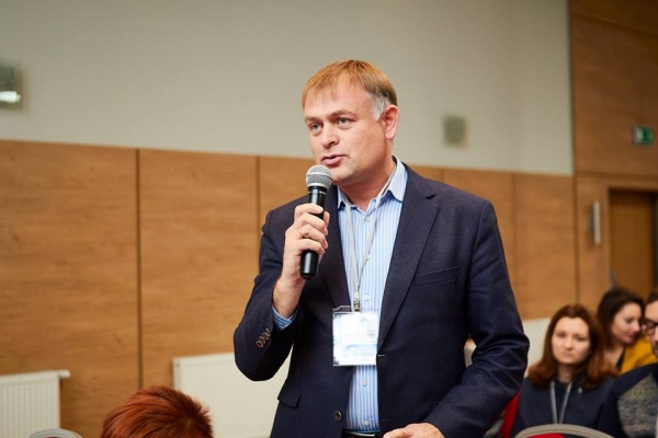 Summary Conference PHARM BUSINESS: 2015 CONCLUSIONS – 2016 ANTICIPATIONS