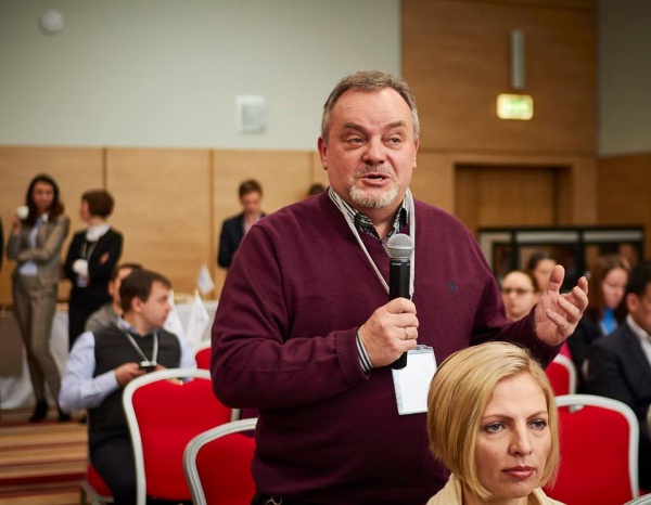 Summary Conference PHARM BUSINESS: 2015 CONCLUSIONS – 2016 ANTICIPATIONS