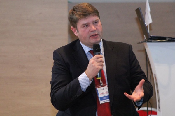 Summary Conference PHARM BUSINESS: 2015 CONCLUSIONS – 2016 ANTICIPATIONS